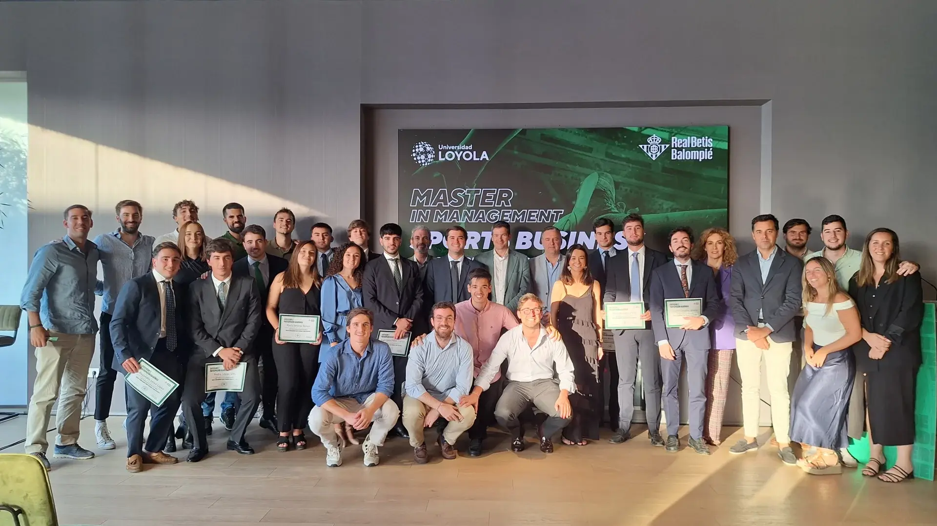 El Real Betis y la Universidad Loyola clausuran la IV edición del Master in Management: Sports Business