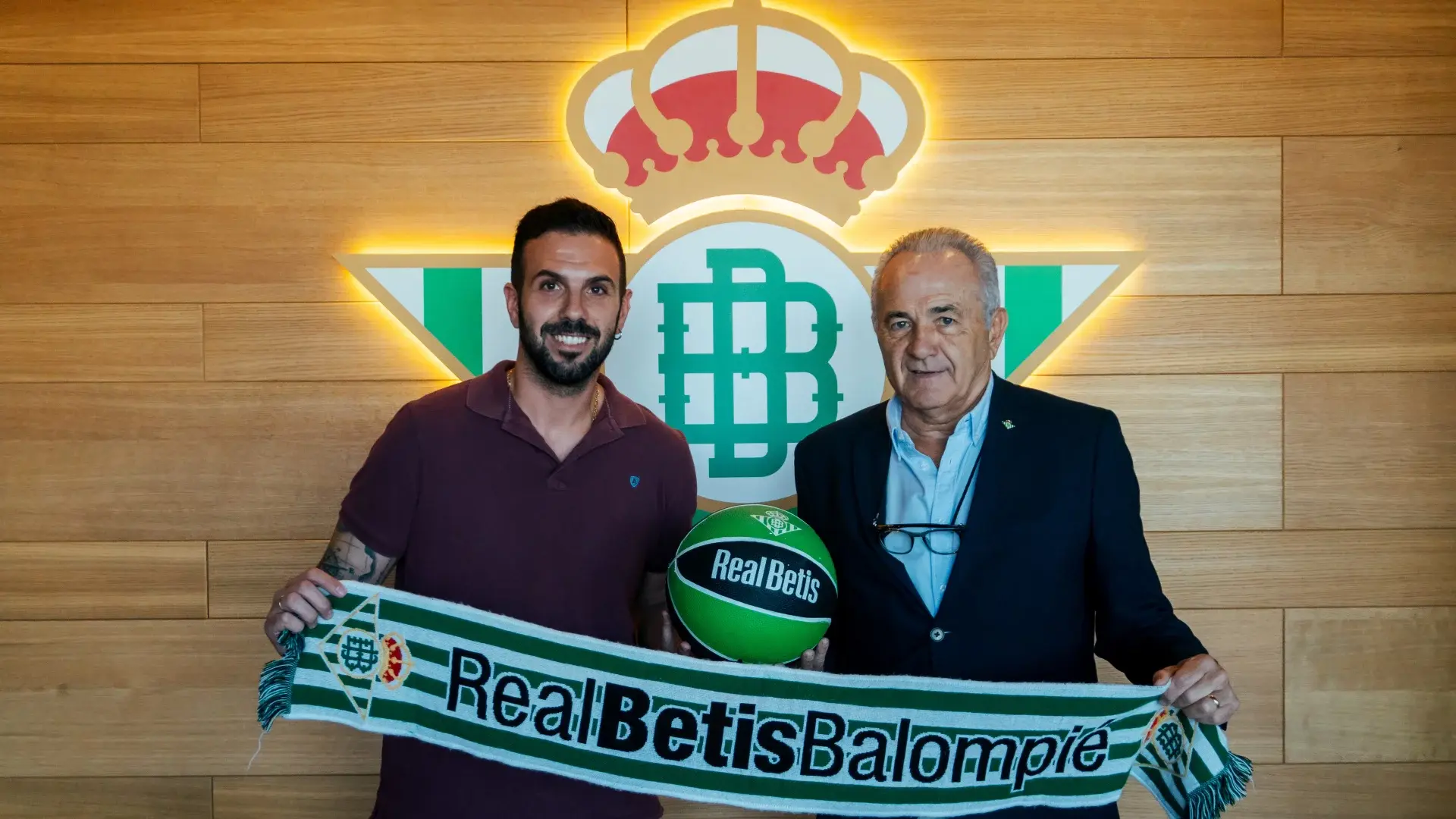 La Fundación Real Betis Balompié renueva su acuerdo de colaboración con el Ayuntamiento de Bornos