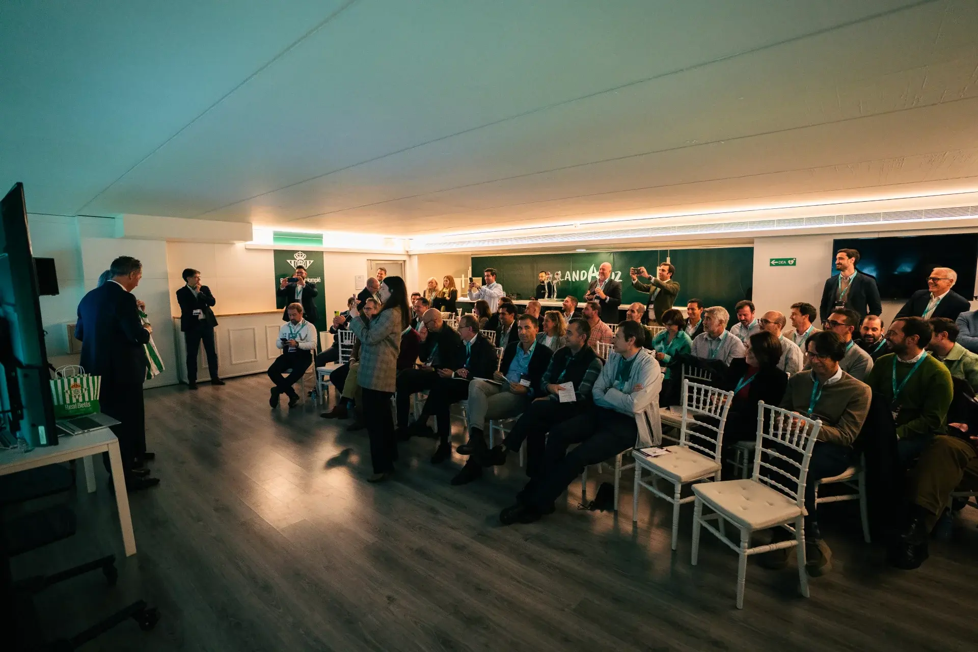 El Benito Villamarín acogió el evento 'Dreamforce 2 You' de la compañía tecnológica Inetum
