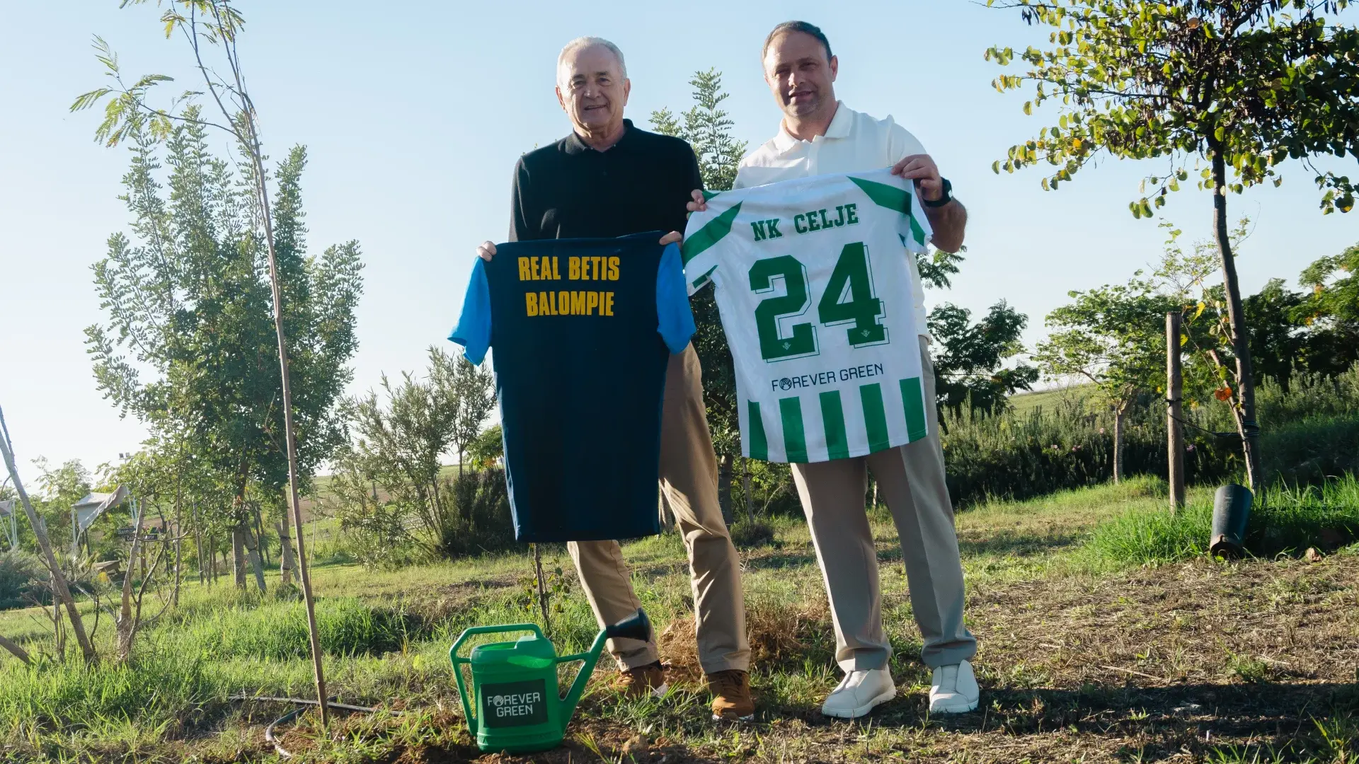 El NK Celje y el Real Betis se unen para cuidar del medio ambiente 