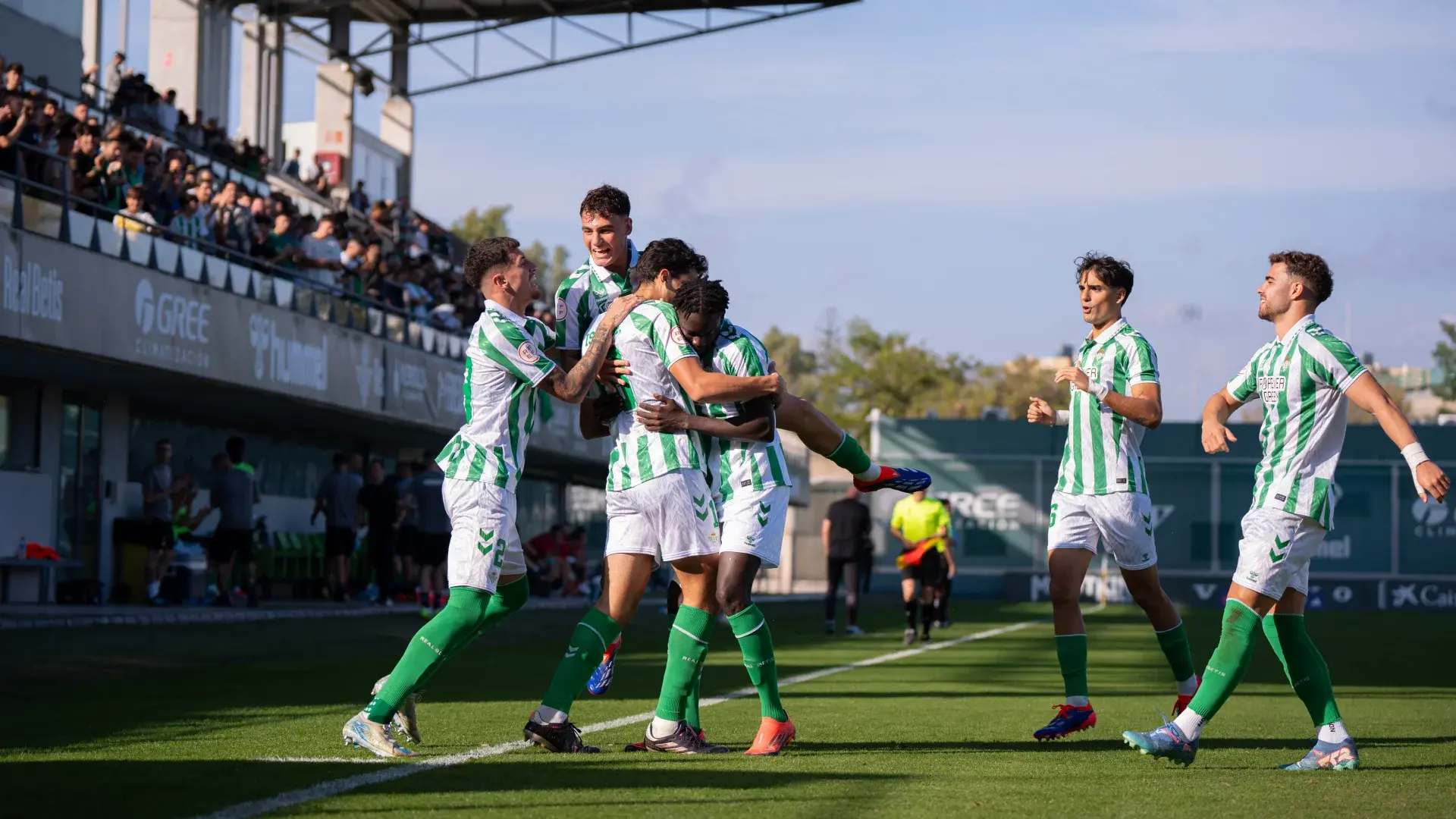 CRÓNICA | El Betis Deportivo arrolla al Alcoyano (4-0)