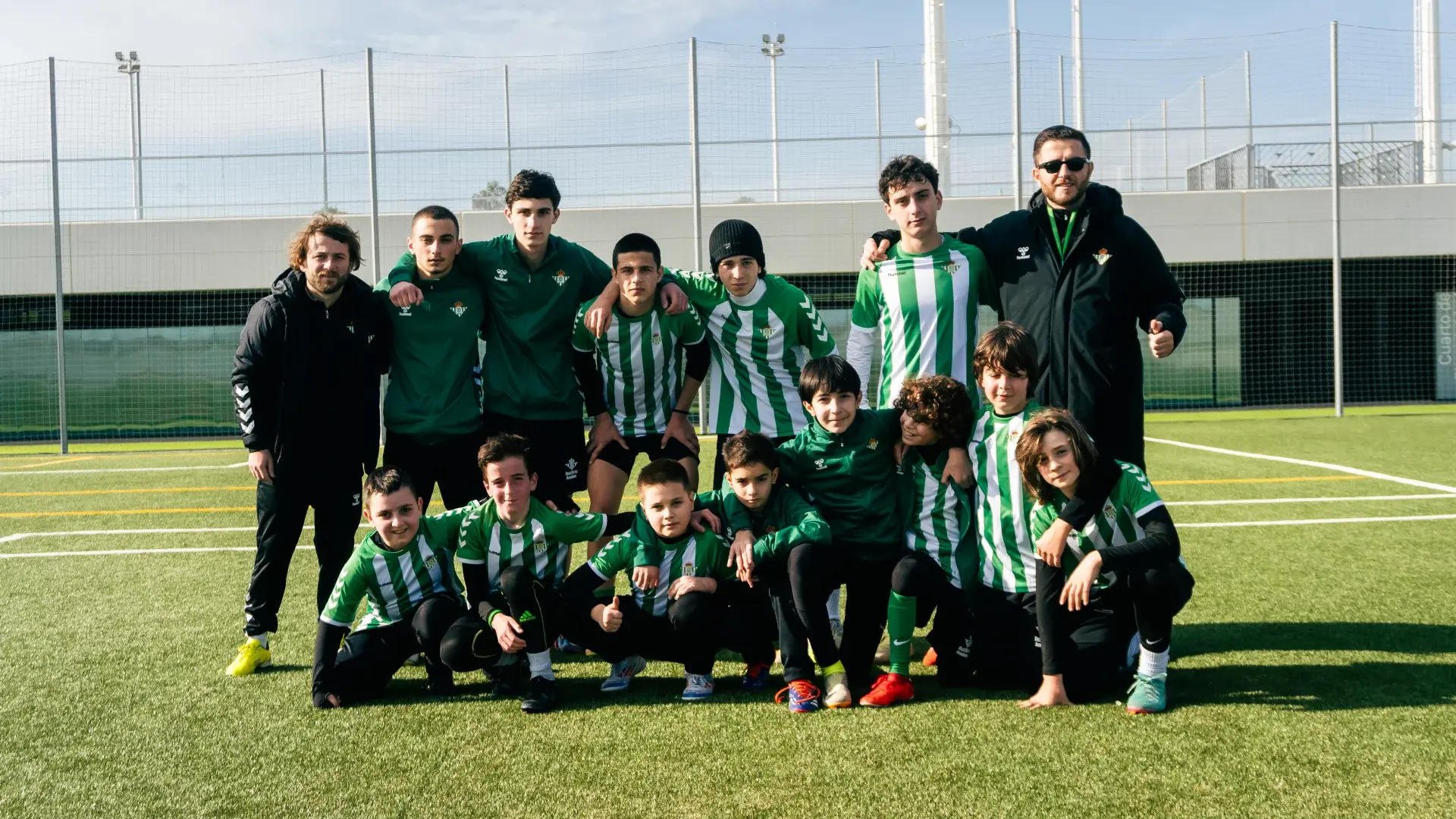 Real Betis Academy Tbilisi disfruta de la experiencia Betis Inside en Sevilla