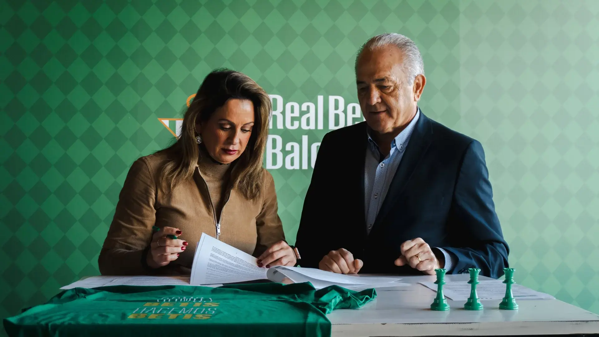 La Fundación Real Betis Balompié continúa con su Escuela de Ajedrez en el Colegio Internacional Alminar desde el mes de septiembre