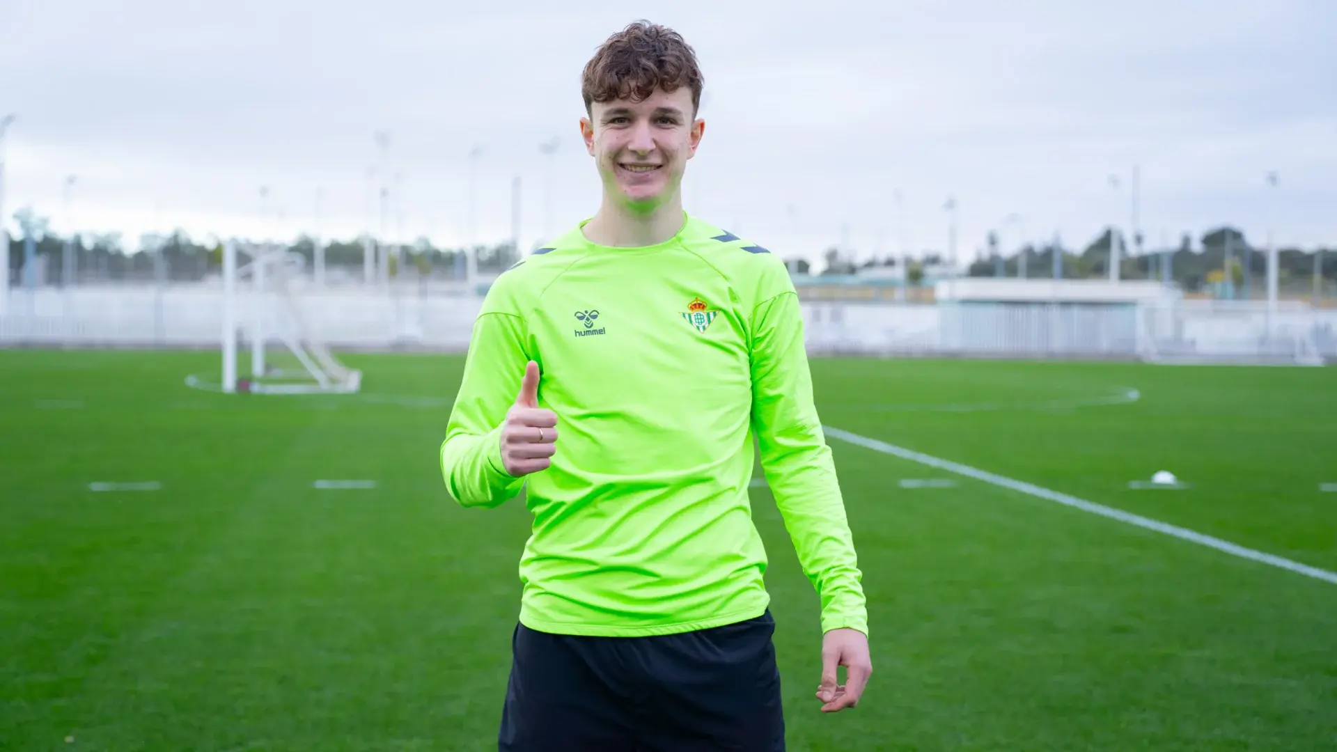 Félix Garreta, inscrito en la plantilla del Betis Deportivo tras recibir el alta médica y deportiva