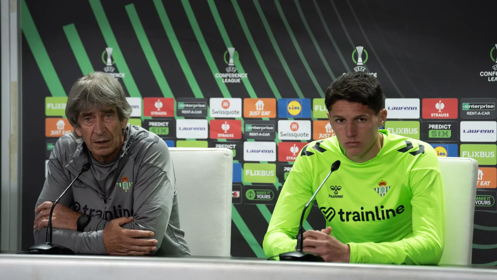 Rueda de prensa de Manuel Pellegrini y Sergi Altimira previa al Jagiellonia - Real Betis