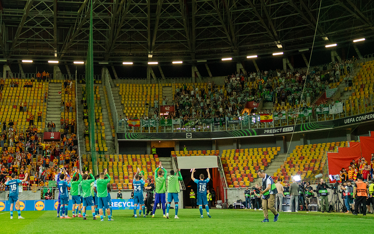 El plazo de solicitud de entradas para el ACF Fiorentina - Real Betis se amplía hasta el 1 de mayo