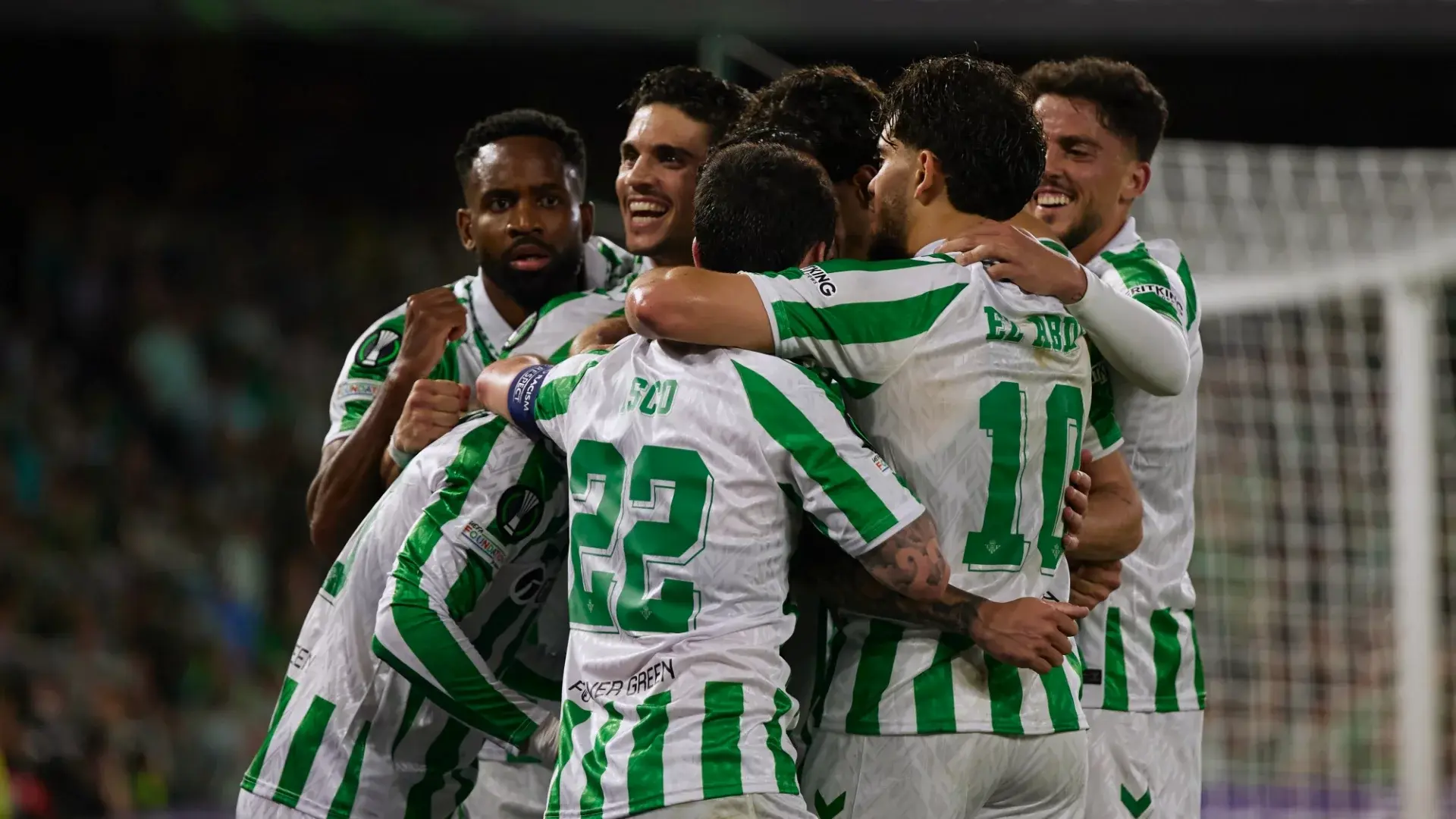 El Real Betis toma ventaja en la eliminatoria ante la ACF Fiorentina (2-1)