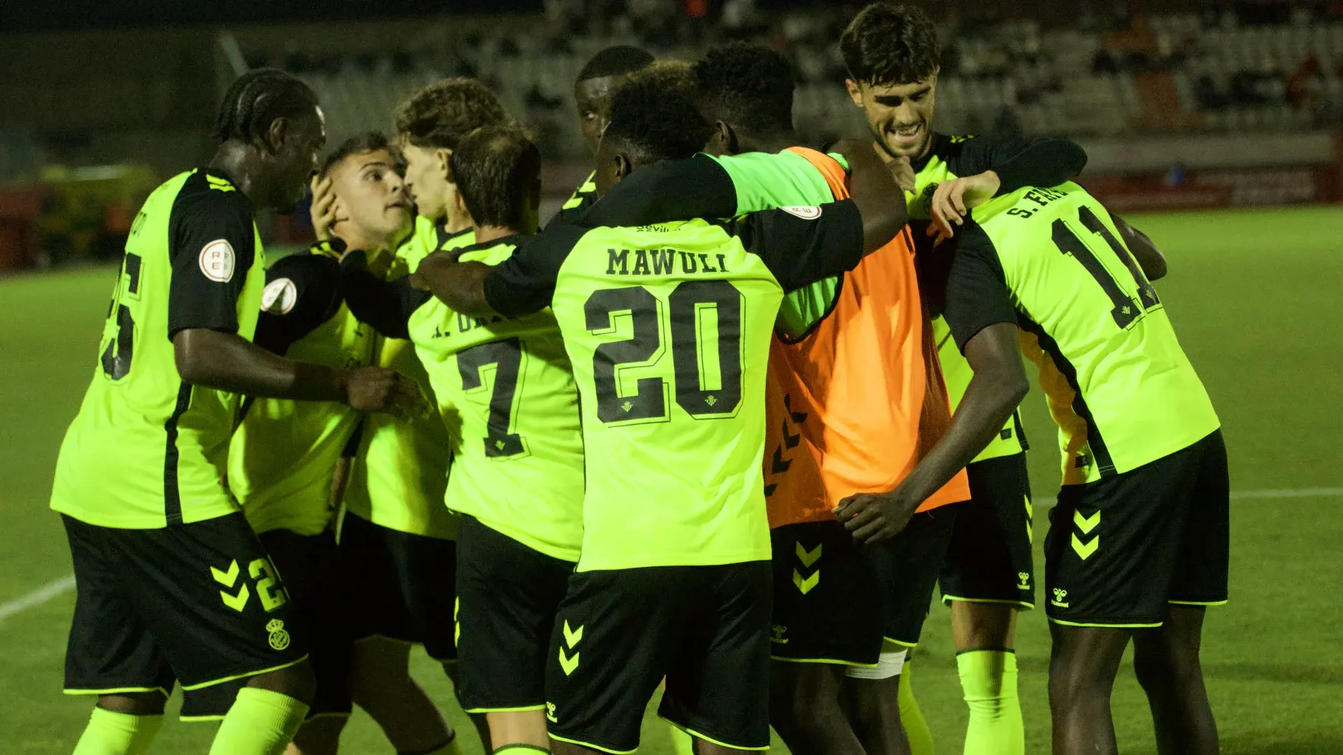 CRÓNICA | El Betis Deportivo da un paso más por la permanencia (2-2)
