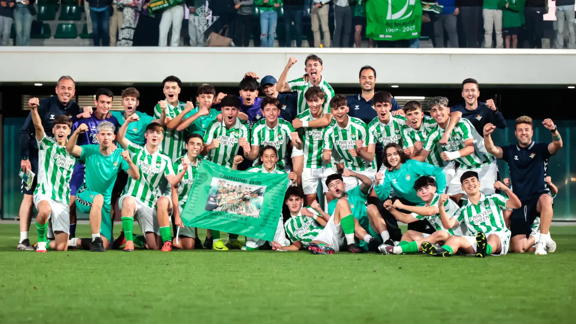 El cadete 'B', campeón de liga