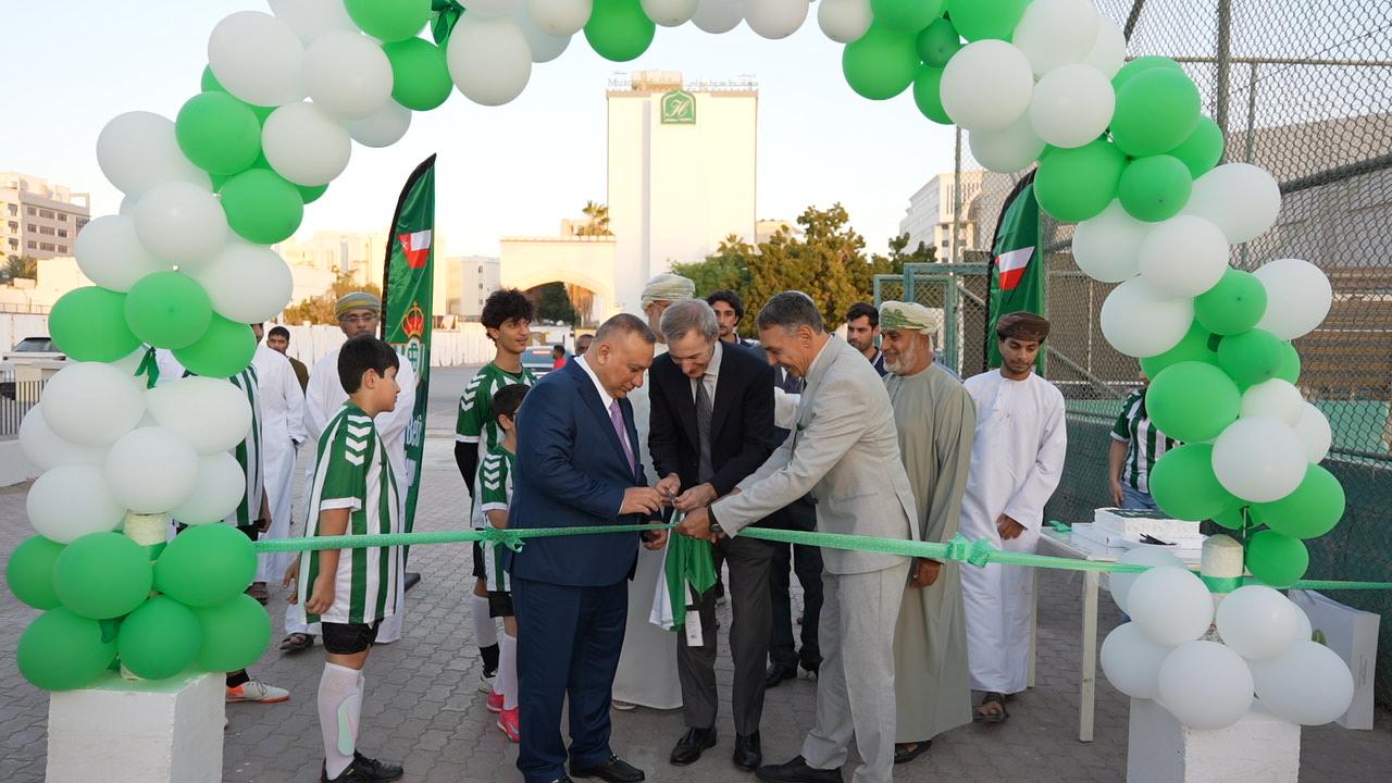 Real Betis Academy inaugura nueva escuela en Mascate (Omán) para potenciar la formación de jóvenes jugadores con una metodología centrada en el balón