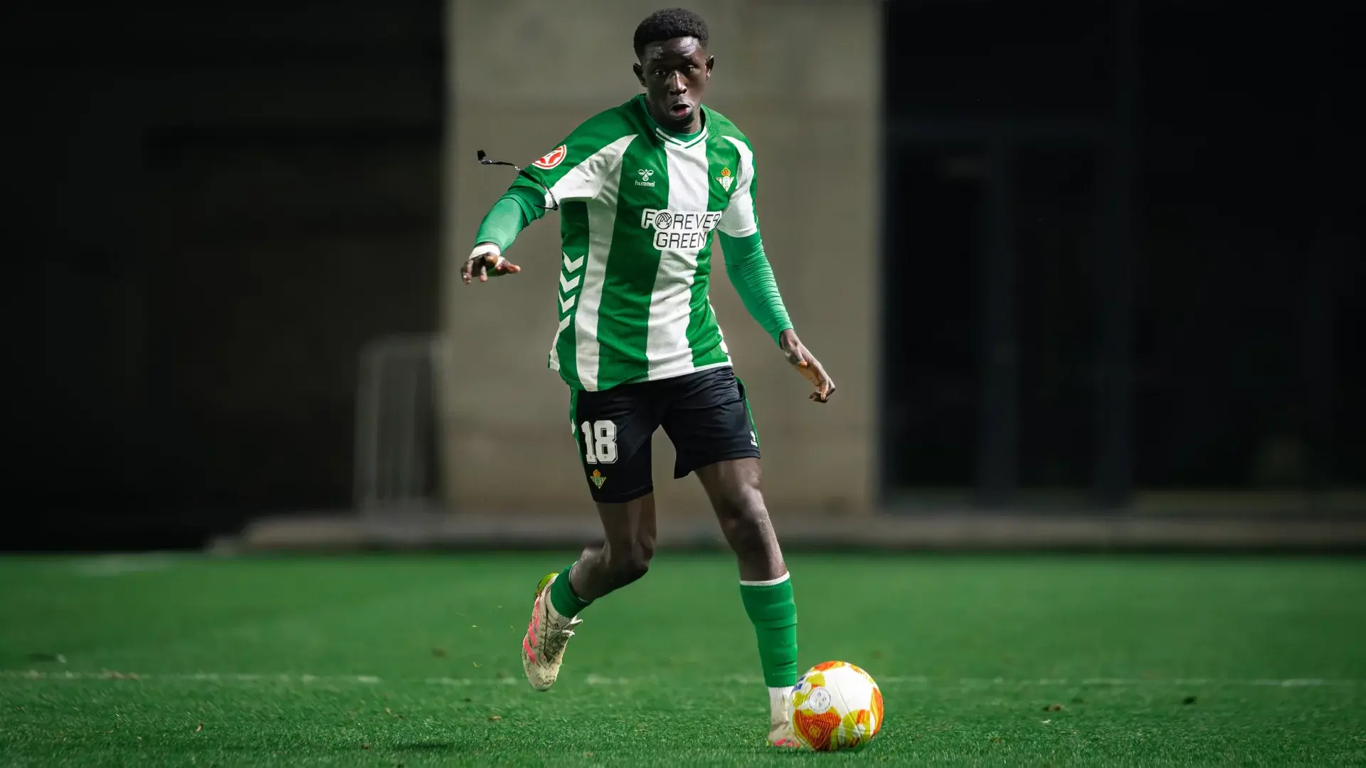 CRÓNICA | El Betis Deportivo cae en casa contra el Marbella FC (0-1)