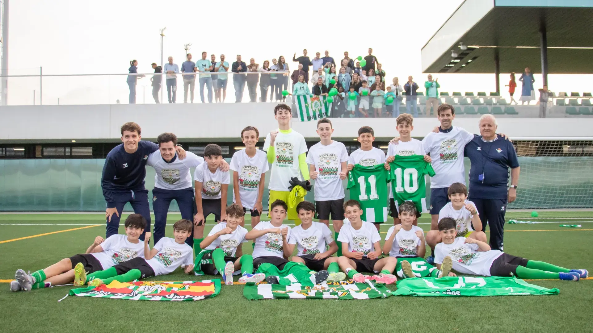 El Alevín 'B' alza el sexto título de liga de la Cantera