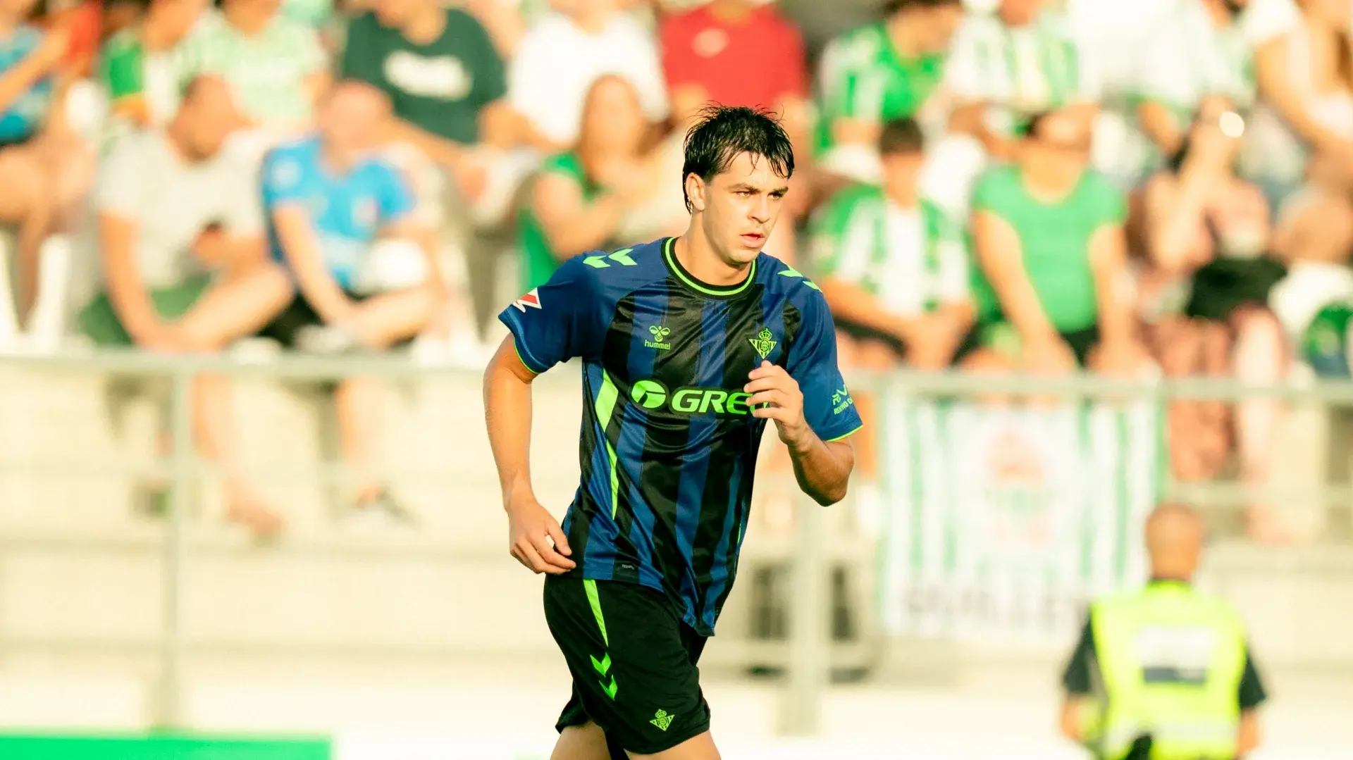 Real Betis y Cadiz CF acuerdan la cesión de Gonzalo Petit 