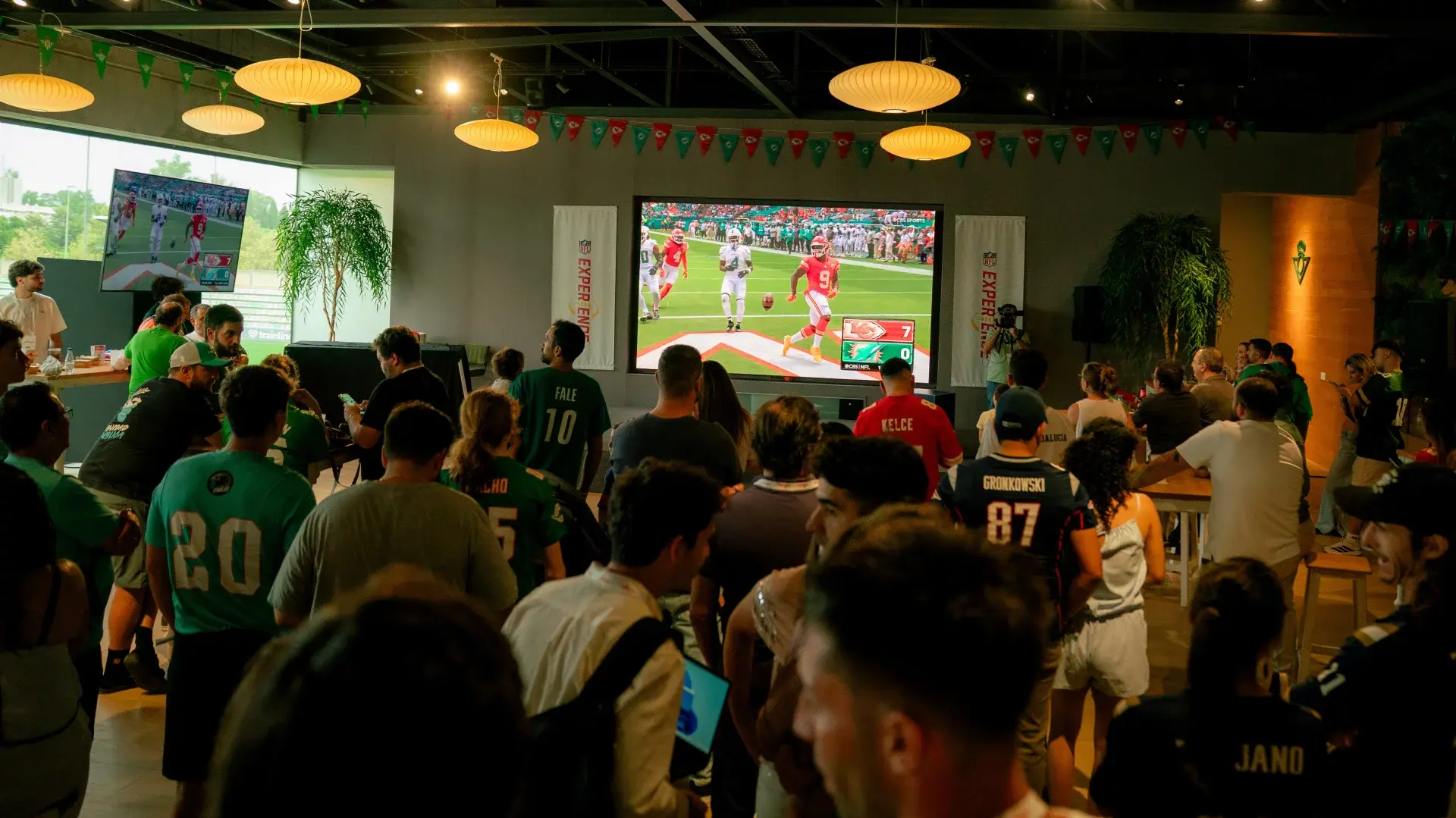 La Ciudad Luis del Sol vivió una gran fiesta de fútbol americano en la I NFL Experience Sevilla 