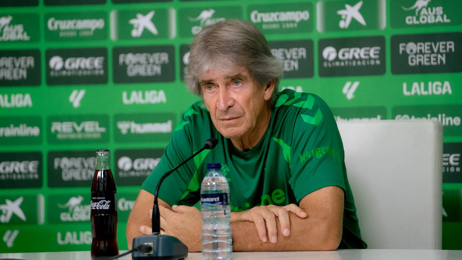 Rueda de prensa de Manuel Pellegrini previa al Real Betis - CA Osasuna