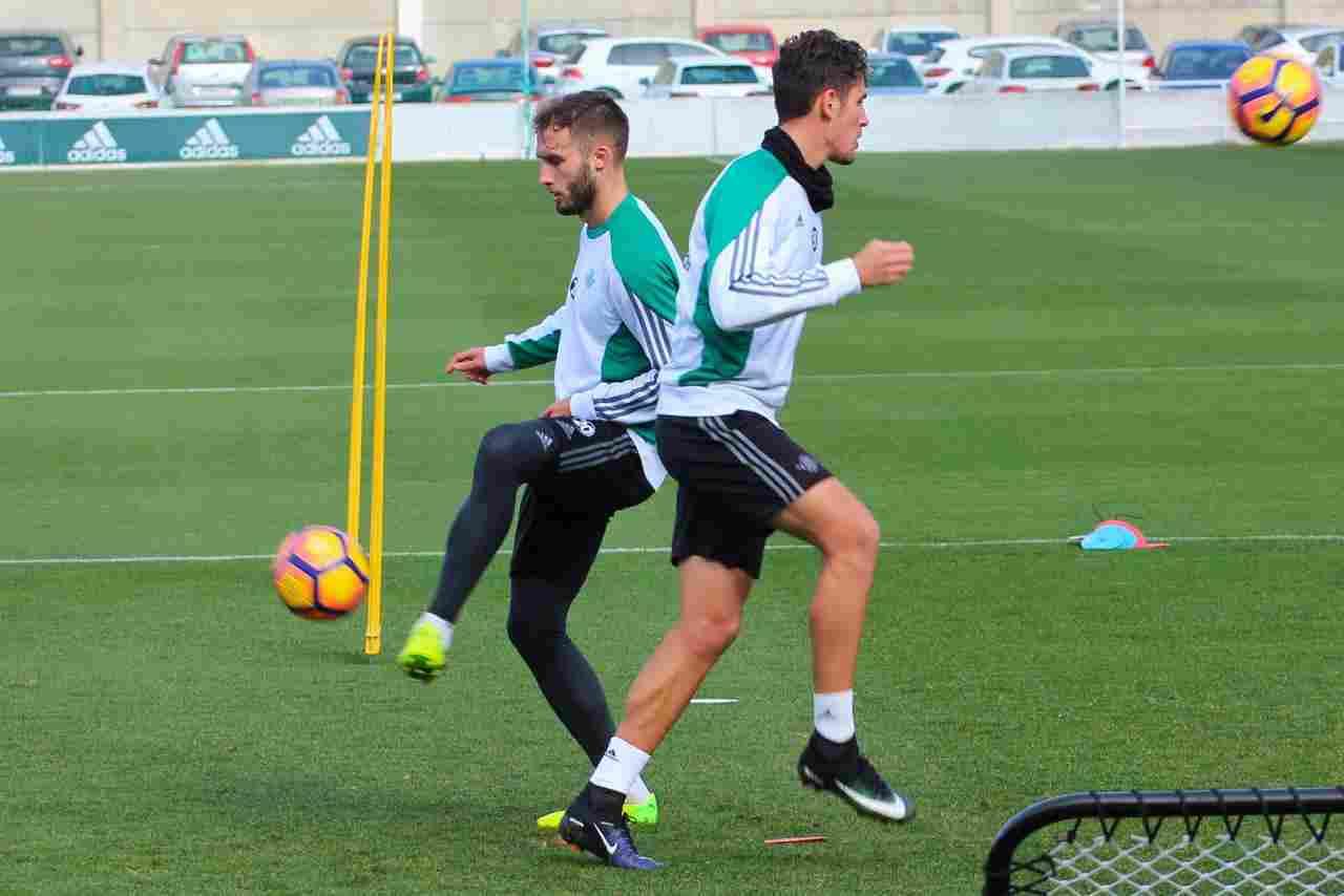 Pezzella, José Carlos y Álex Martínez trabajan de nuevo con sus compañeros