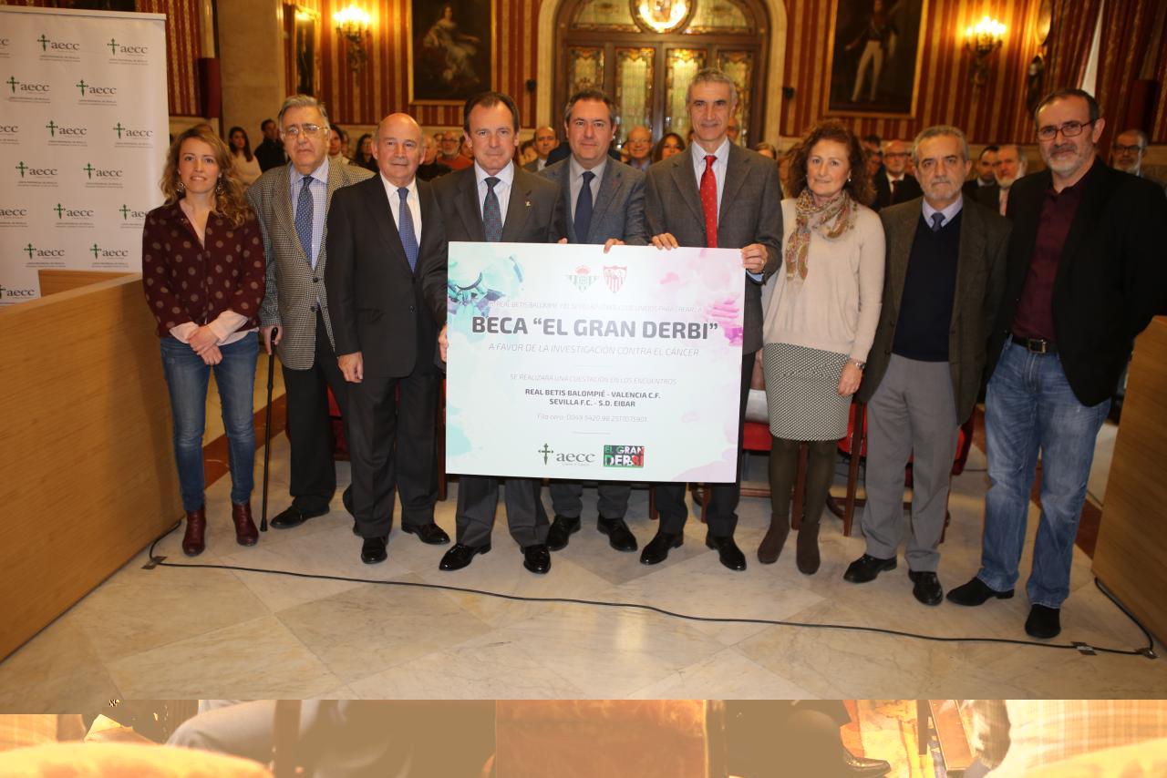 Visita institucional del Real Betis al alcalde de Sevilla