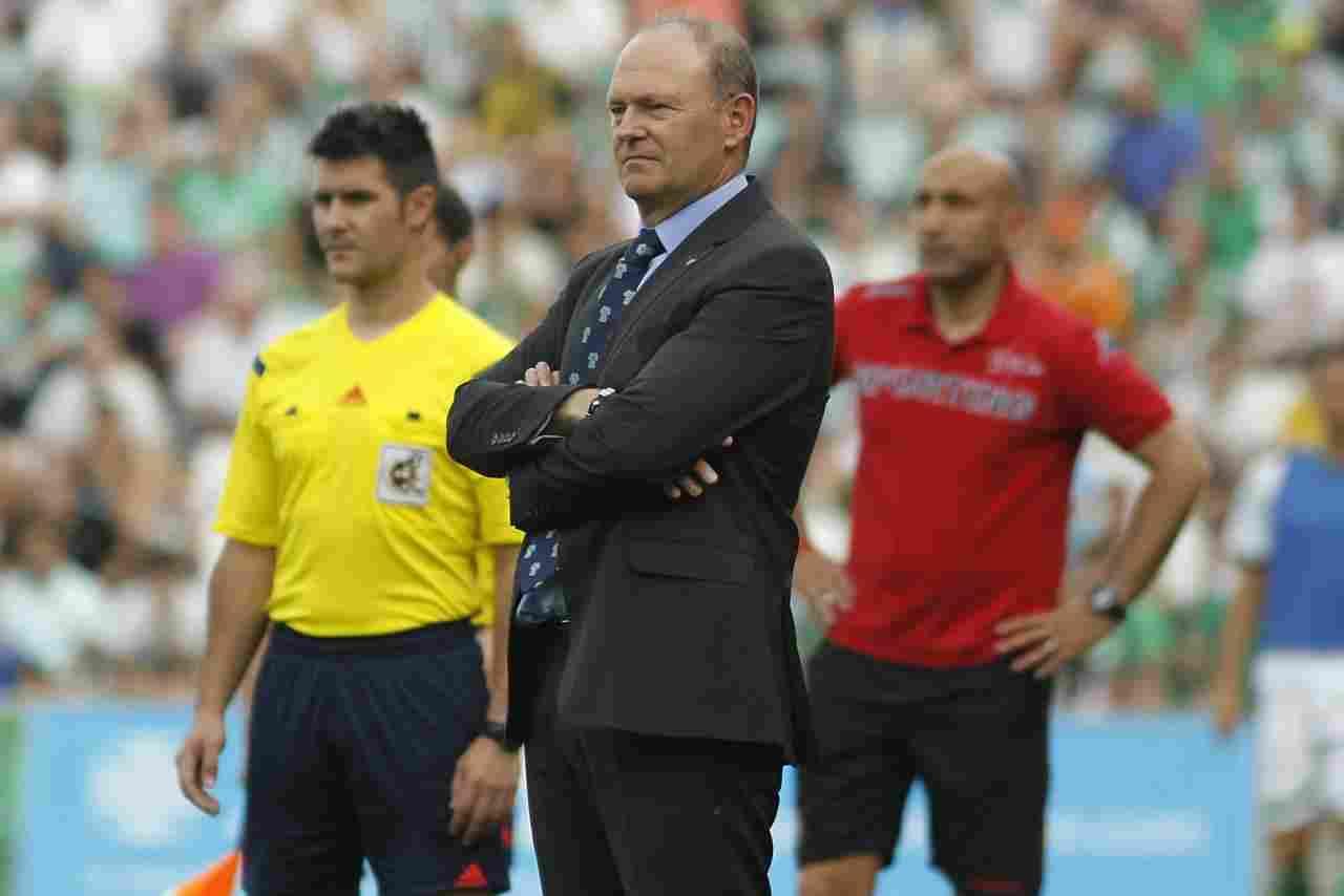Mel: "Me molesta mucho lo que hay ocurrido hoy, pero los futbolistas han llegado fundidos"