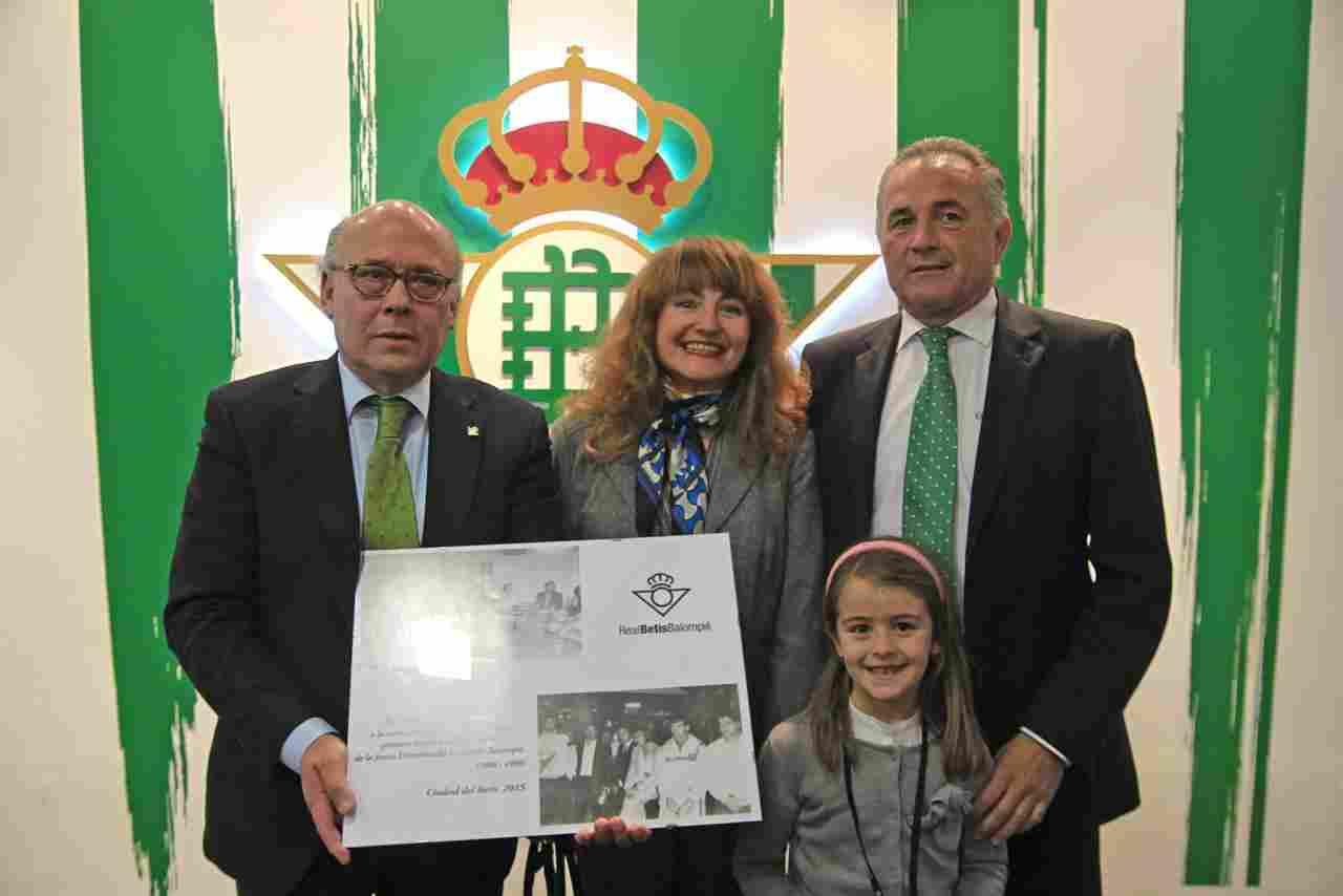 Acto en recuerdo de Rosa Baleriola, primera mujer directiva del Real Betis