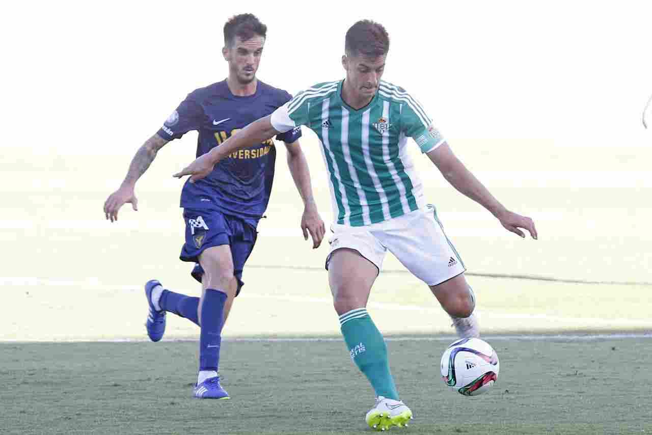 César de la Hoz renueva con el Real Betis hasta 2019