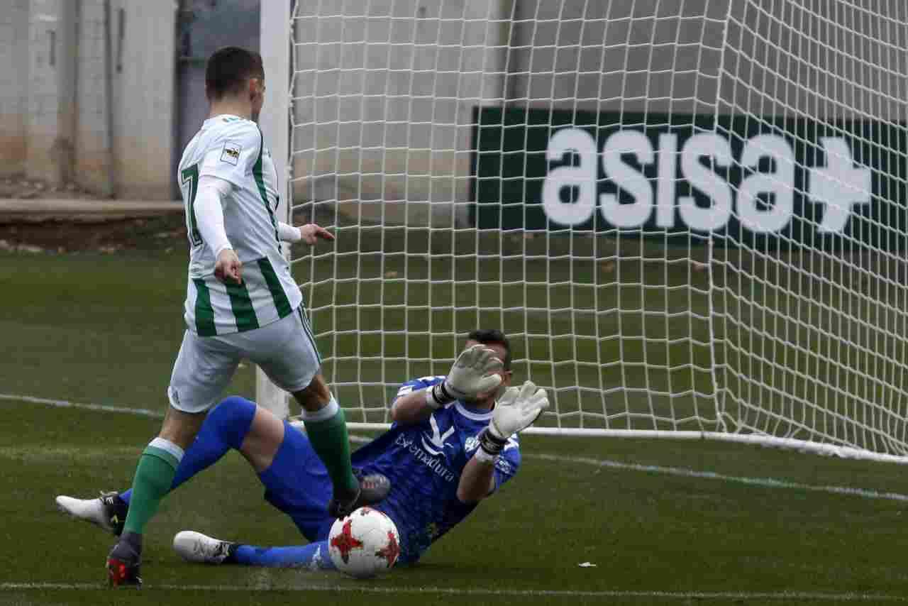 CRÓNICA | La falta de acierto condena al Betis Deportivo (1-2)