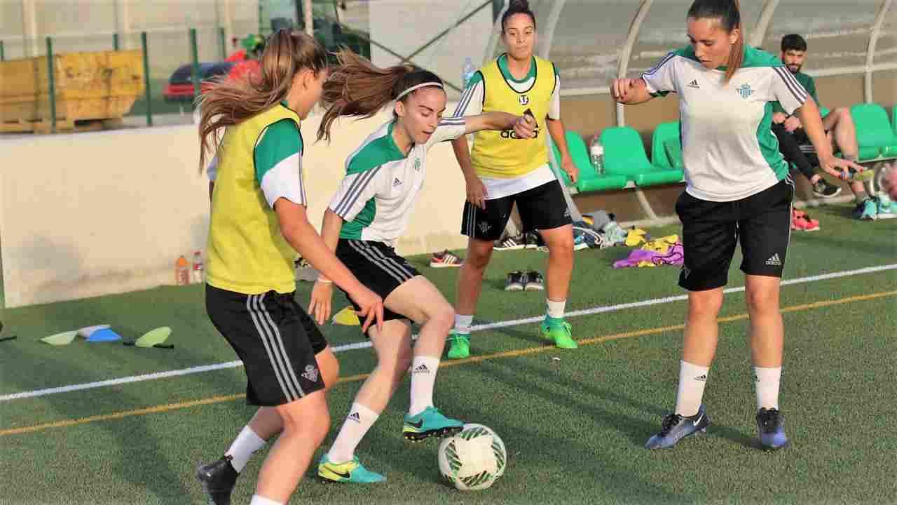 Doble sesión de trabajo en la Ciudad Deportiva Luis del Sol
