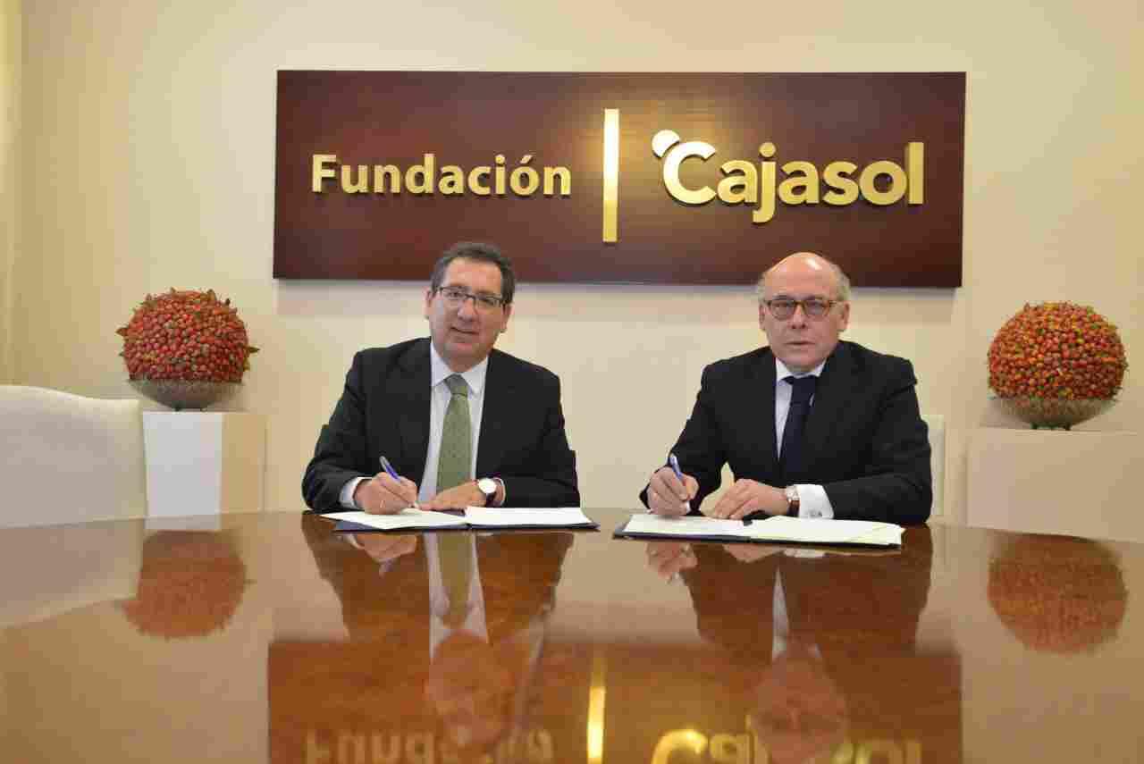 La Fundación Cajasol y el Real Betis impulsan la difusión del deporte como herramienta educativa entre los escolares