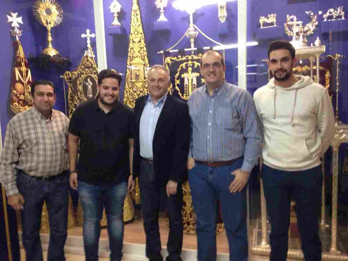 La Fundación del Real Betis colabora con el comedor social de la Hermandad de los Dolores de Torreblanca