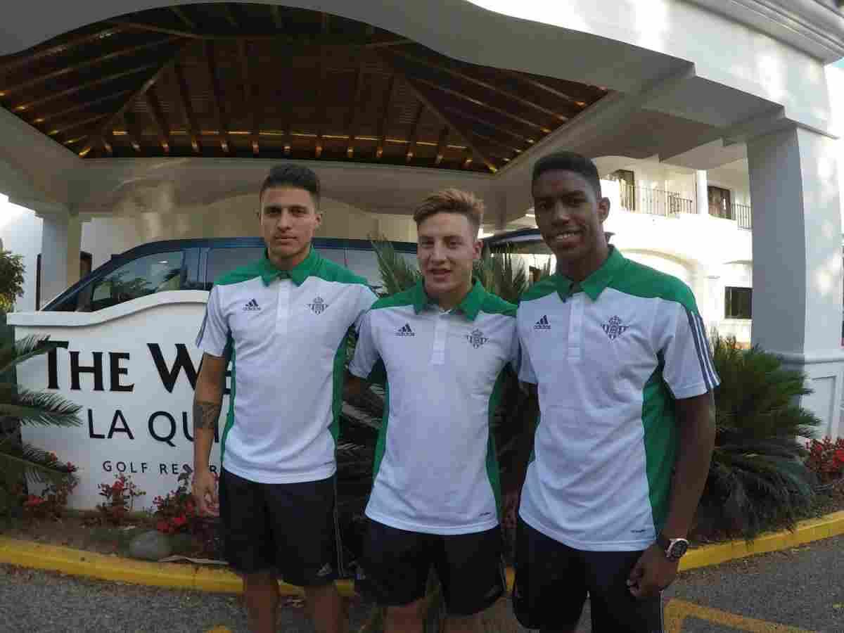 Francis, Narváez y Junior se incorporan a la concentración en Marbella