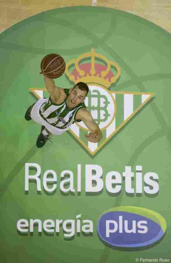 Ya a la venta el abono de media temporada del Real Betis Energía Plus