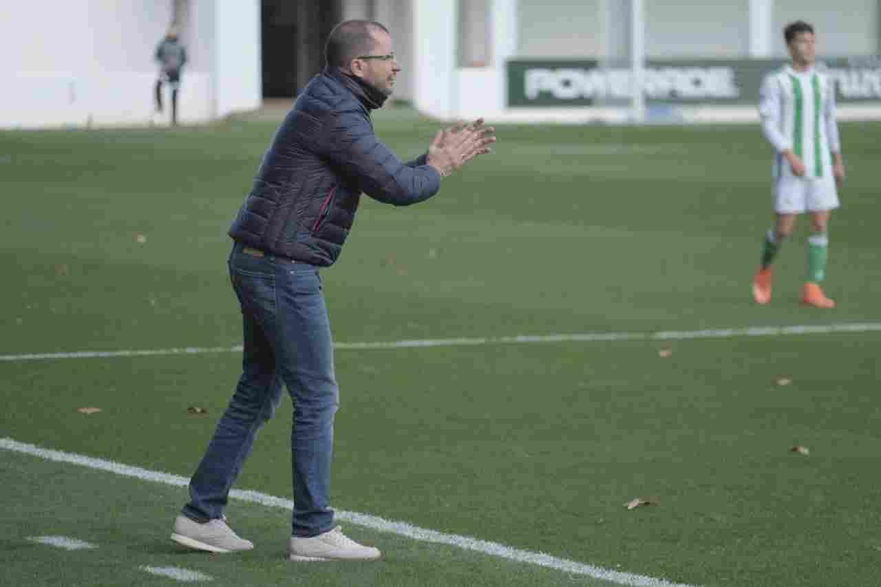 José Juan Romero: “Tendremos que hacer las cosas muy bien para ganarle a un equipo con muy pocas fisuras”