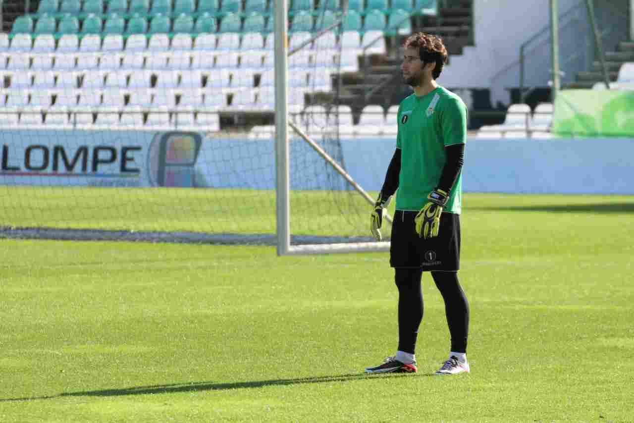 Dani Giménez se retira antes de la conclusión por un traumatismo en su rodilla derecha