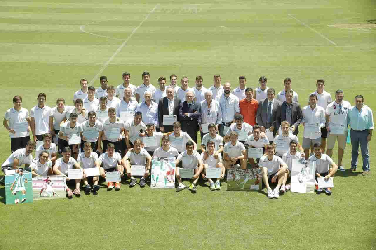 El Real Betis crea el primer cuerpo de 'Embajadores de Cantera del Club'