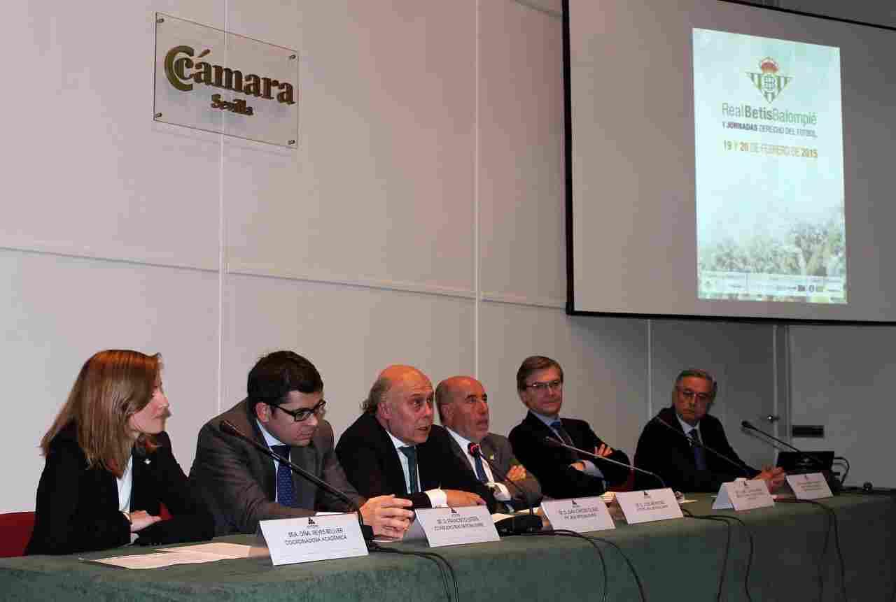 Inauguradas las I Jornadas del Derecho del Fútbol Real Betis Balompié