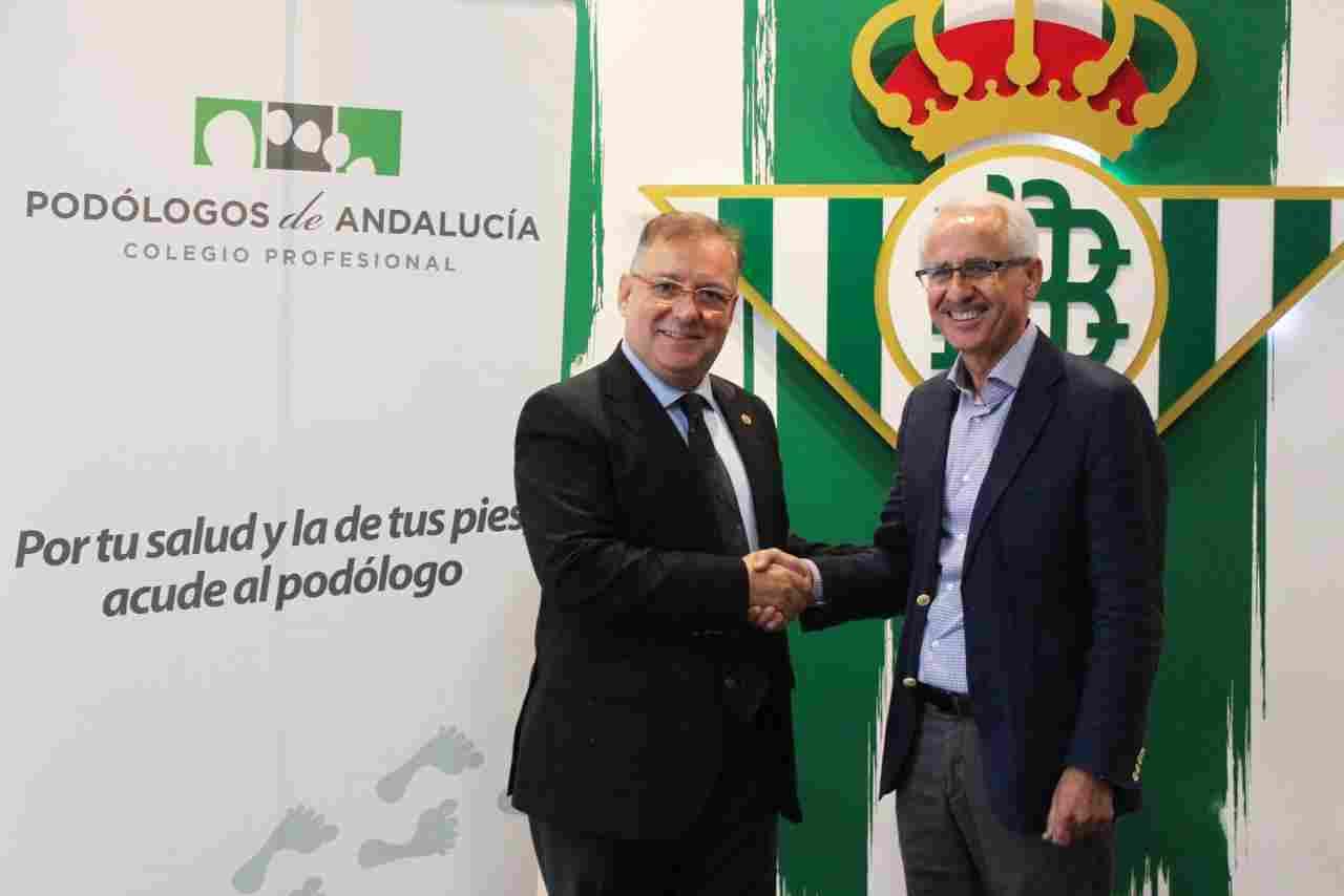 El Colegio Profesional de Podólogos de Andalucía firma un convenio de colaboración con Real Betis Balompié