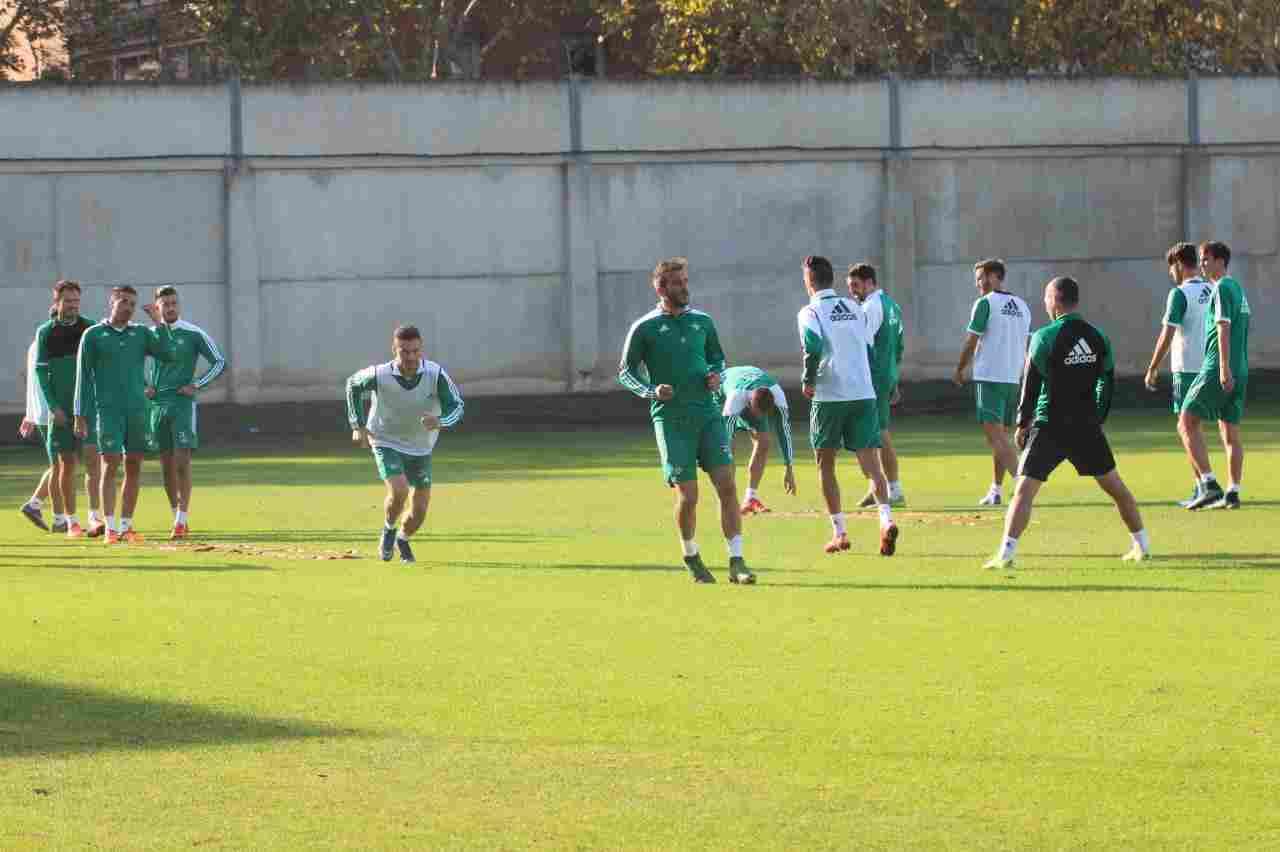 N’Diaye, Van Wolfswinkel, Rennella y Tarek se ejercitan al margen del grupo