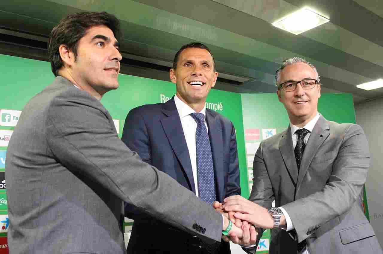 Poyet: "A todos nos gusta pedir, pero lo que tenemos que hacer es darle mucho a la gente y demostrar con hechos"
