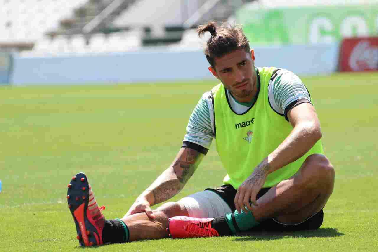 Mel trabaja con todos los futbolistas disponibles en la sesión del sábado