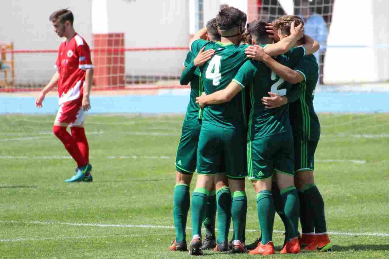 El Betis B sigue en racha y se hace con los tres puntos en San Roque (0-3)