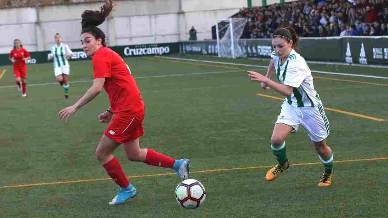 El filial bético empata en el derbi y se mantiene en lo alto de la clasificación