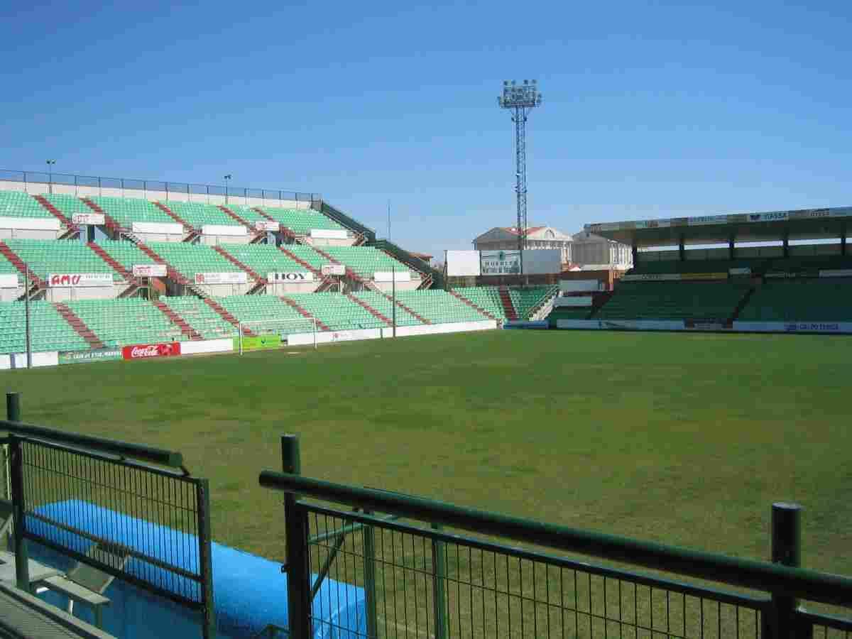 El Real Betis se medirá al Mérida AD el próximo 8 de octubre