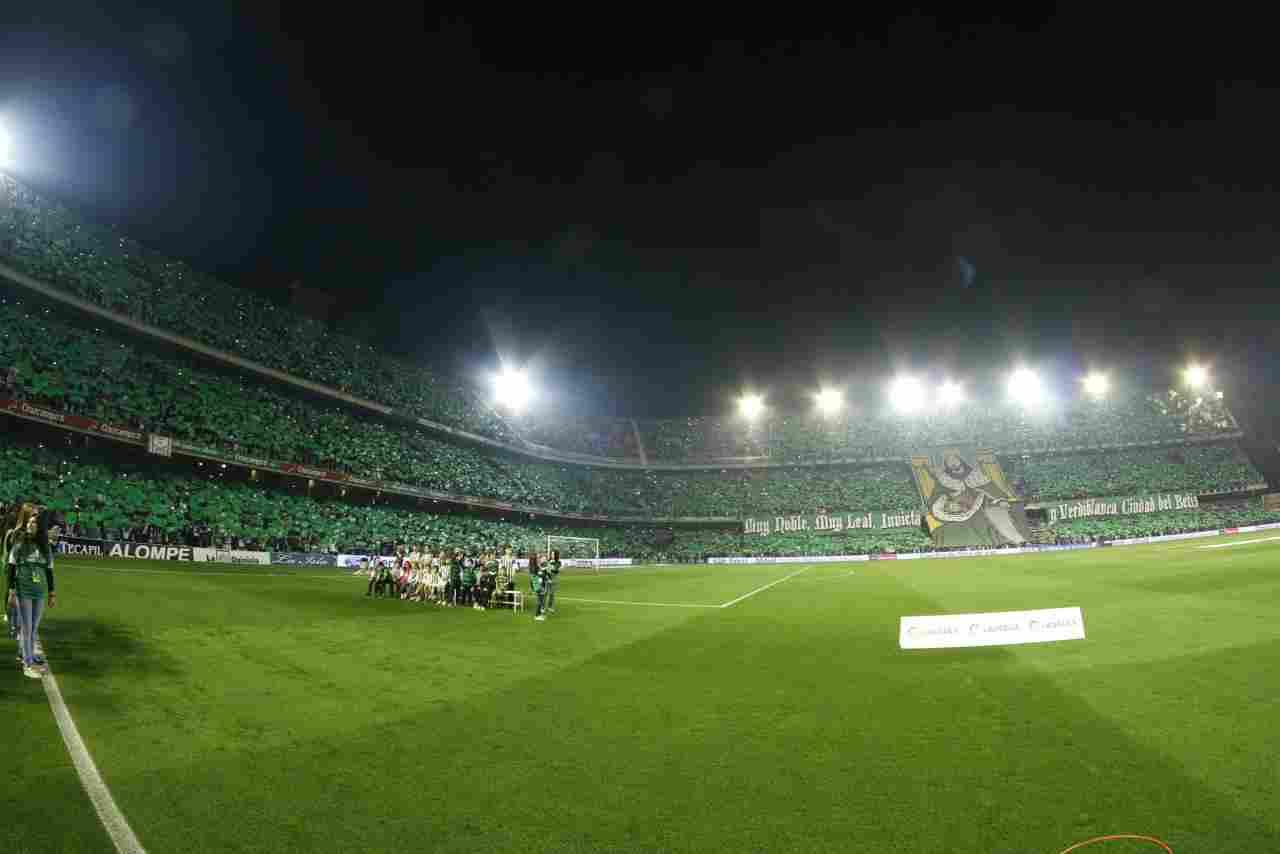 Dispositivo especial de tráfico y seguridad para el derbi