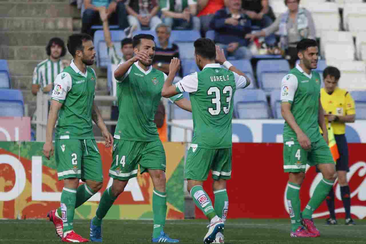 El Real Betis refuerza su liderato en la Liga Adelante