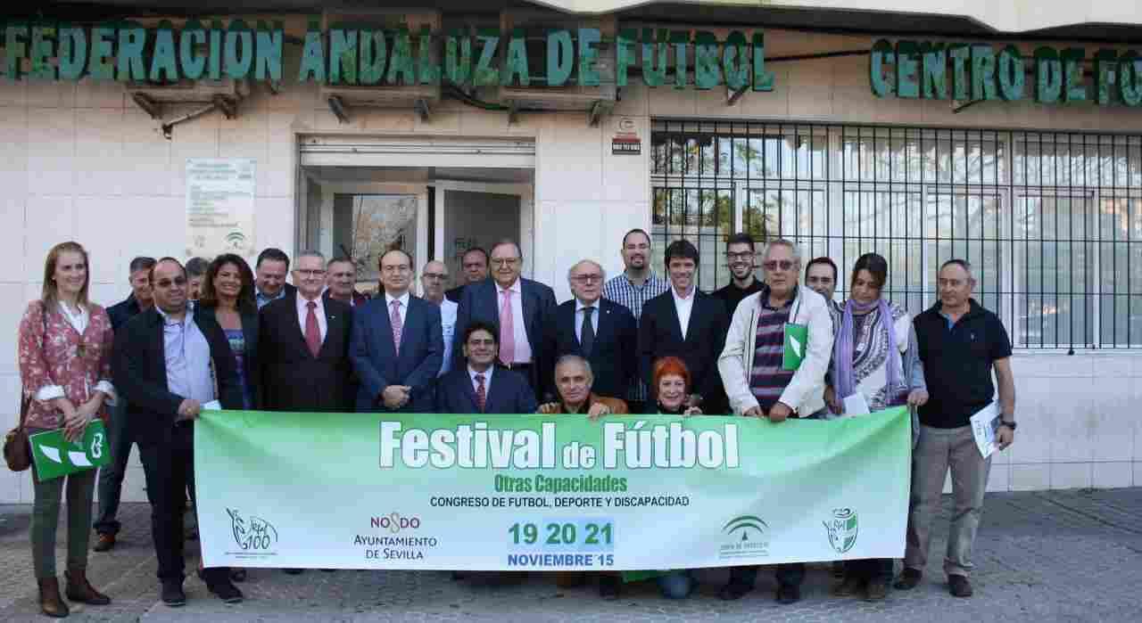 El Real Betis colabora en el Festival de Fútbol 'Otras Capacidades' organizado por la RFAF