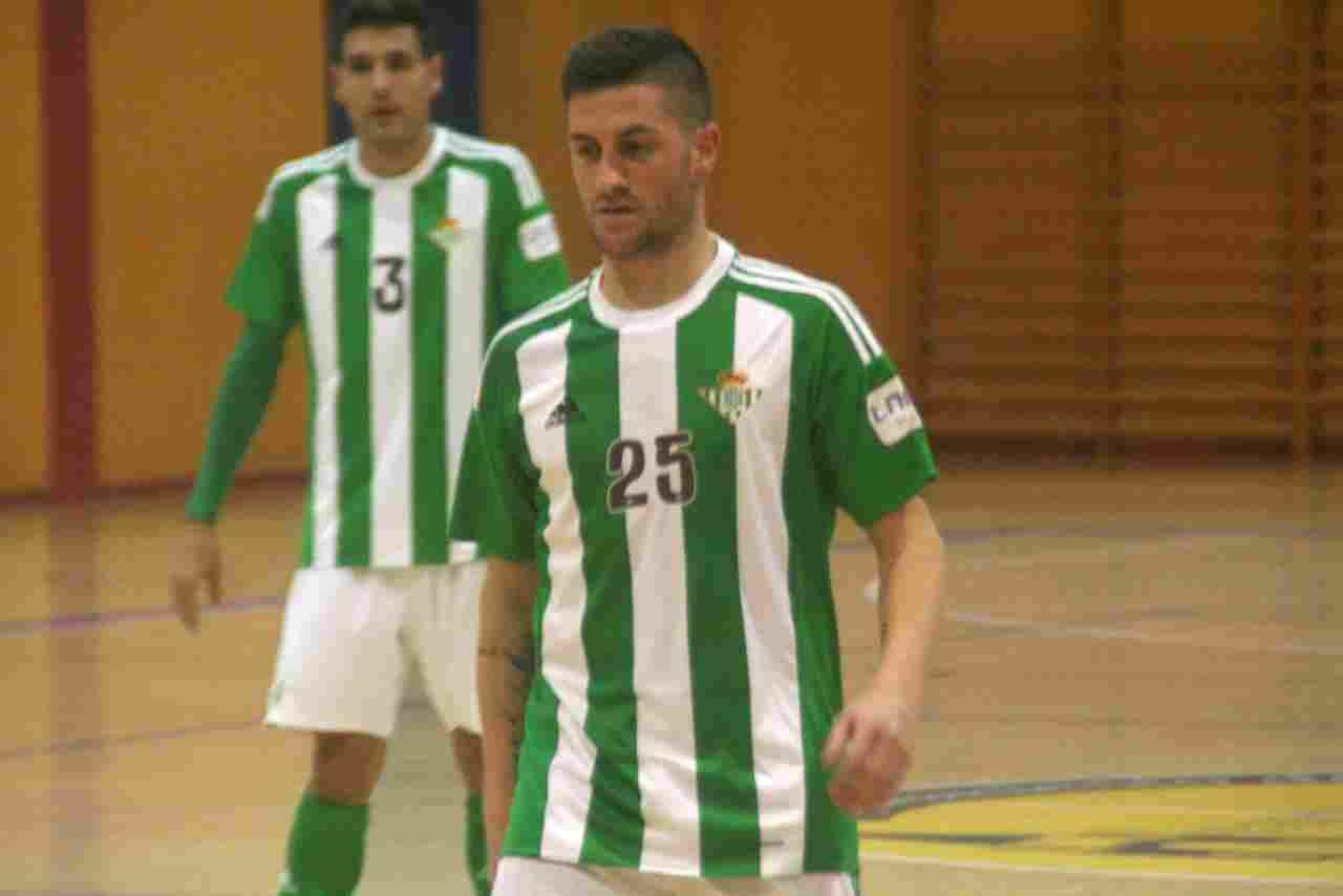 Rubén Cornejo: “Estoy muy feliz y contento de pertenecer a la gran familia bética”