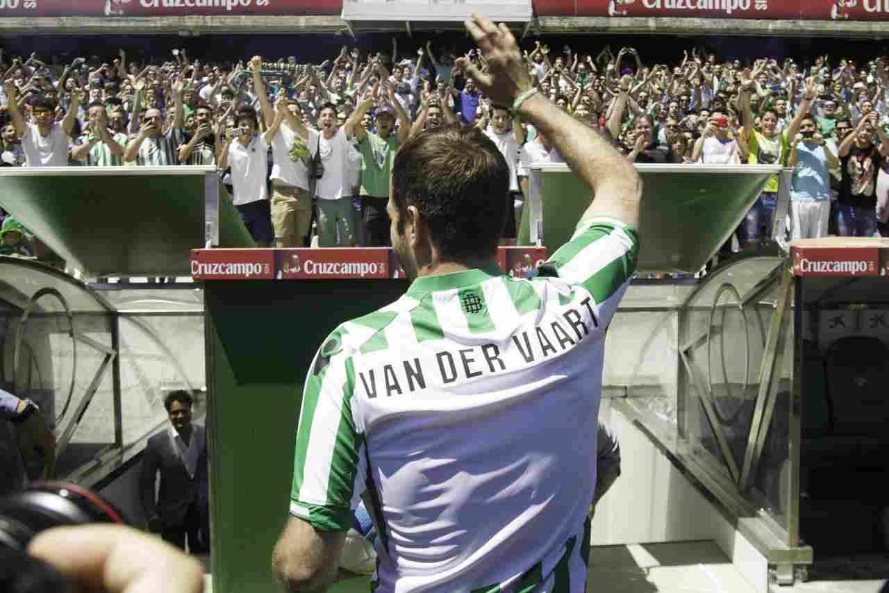 Revive los mejores momentos de la presentación de Van der Vaart