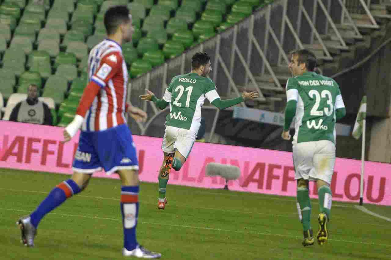 El Real Betis vence al Real Sporting y toma ventaja en la eliminatoria (2-0)