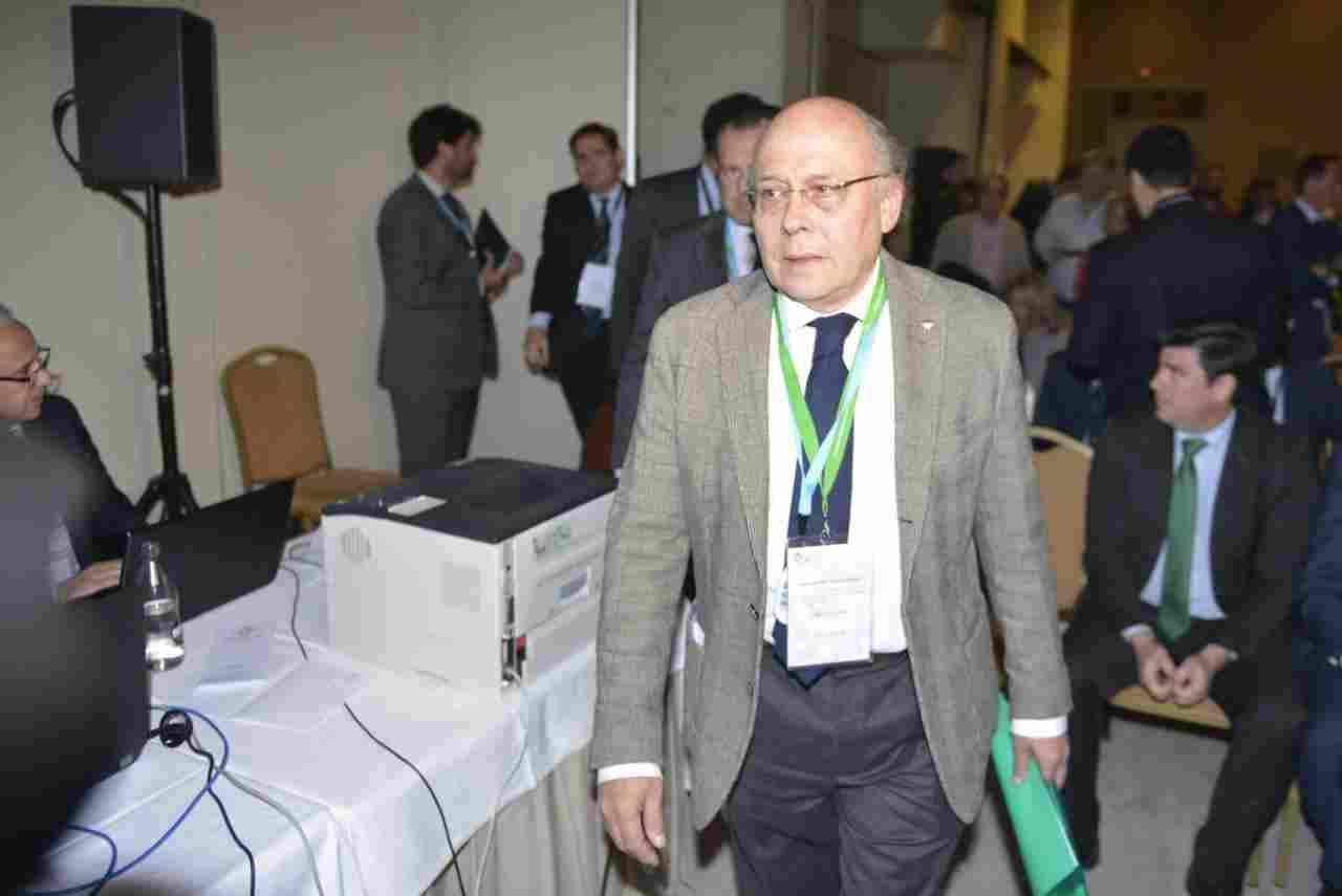 Ollero, en su discurso: "Ha sido un año difícil, pero resuelto satisfactoriamente para el Real Betis"