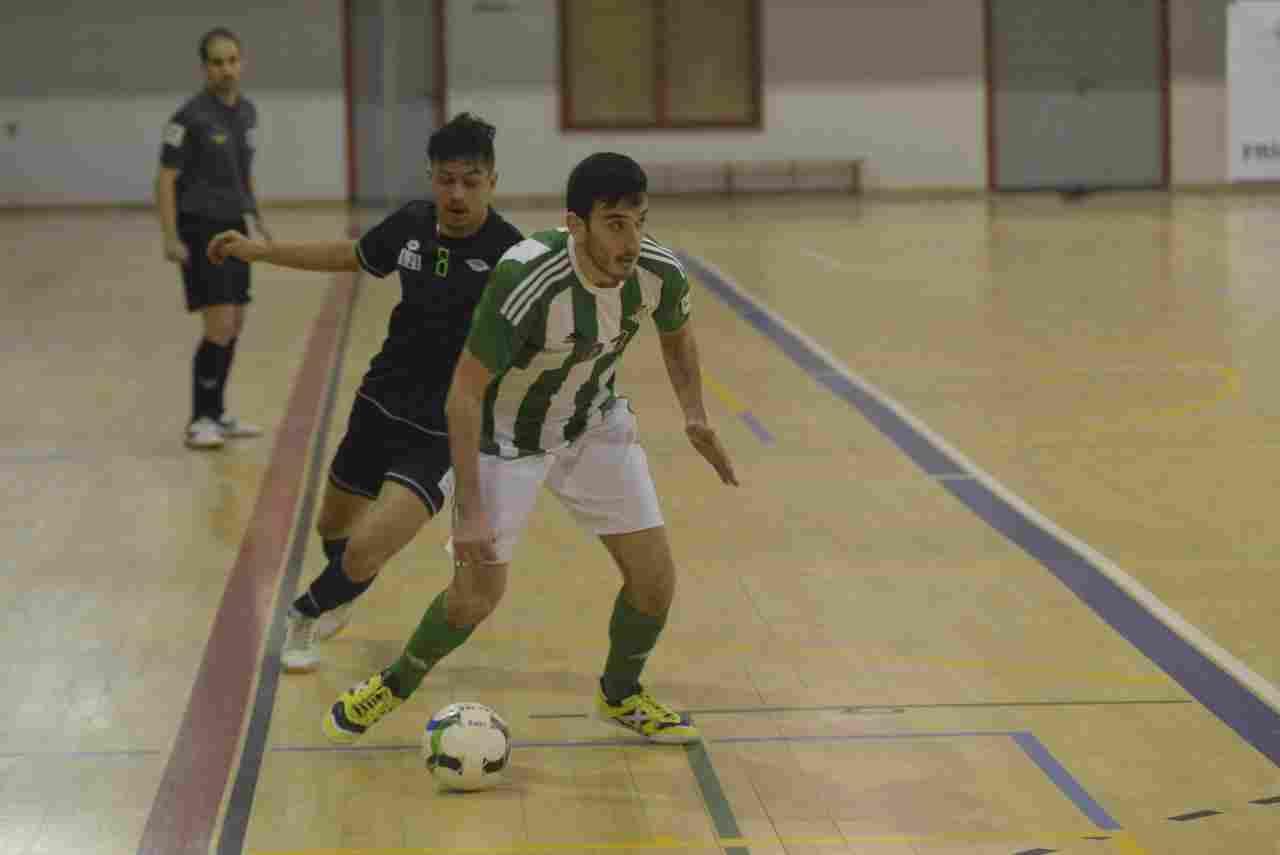 Raúl Gómez: "Pelearemos a muerte cada balón como estamos haciendo los últimos partidos"