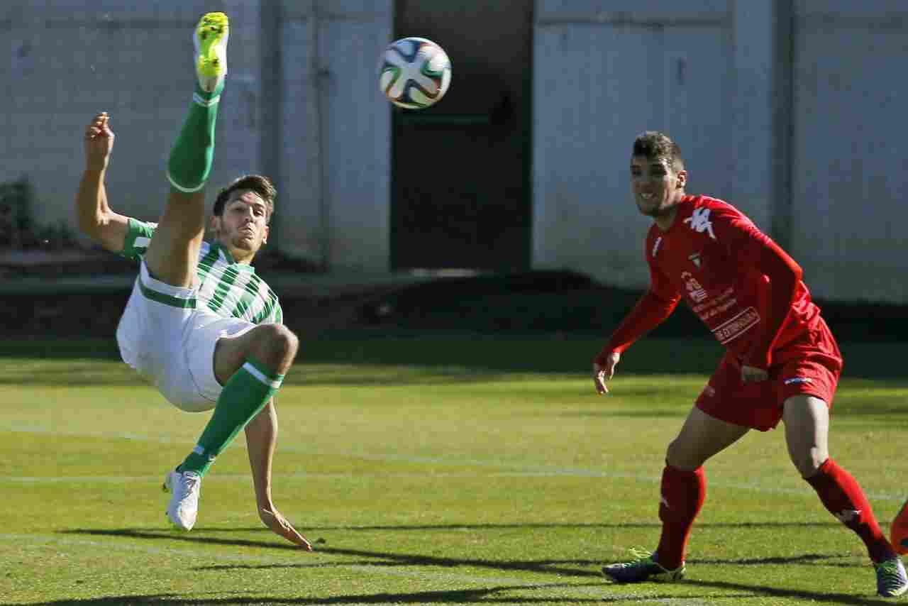 Álex Alegría: "Vengo para jugar la mayor cantidad posible de minutos y seguir creciendo"